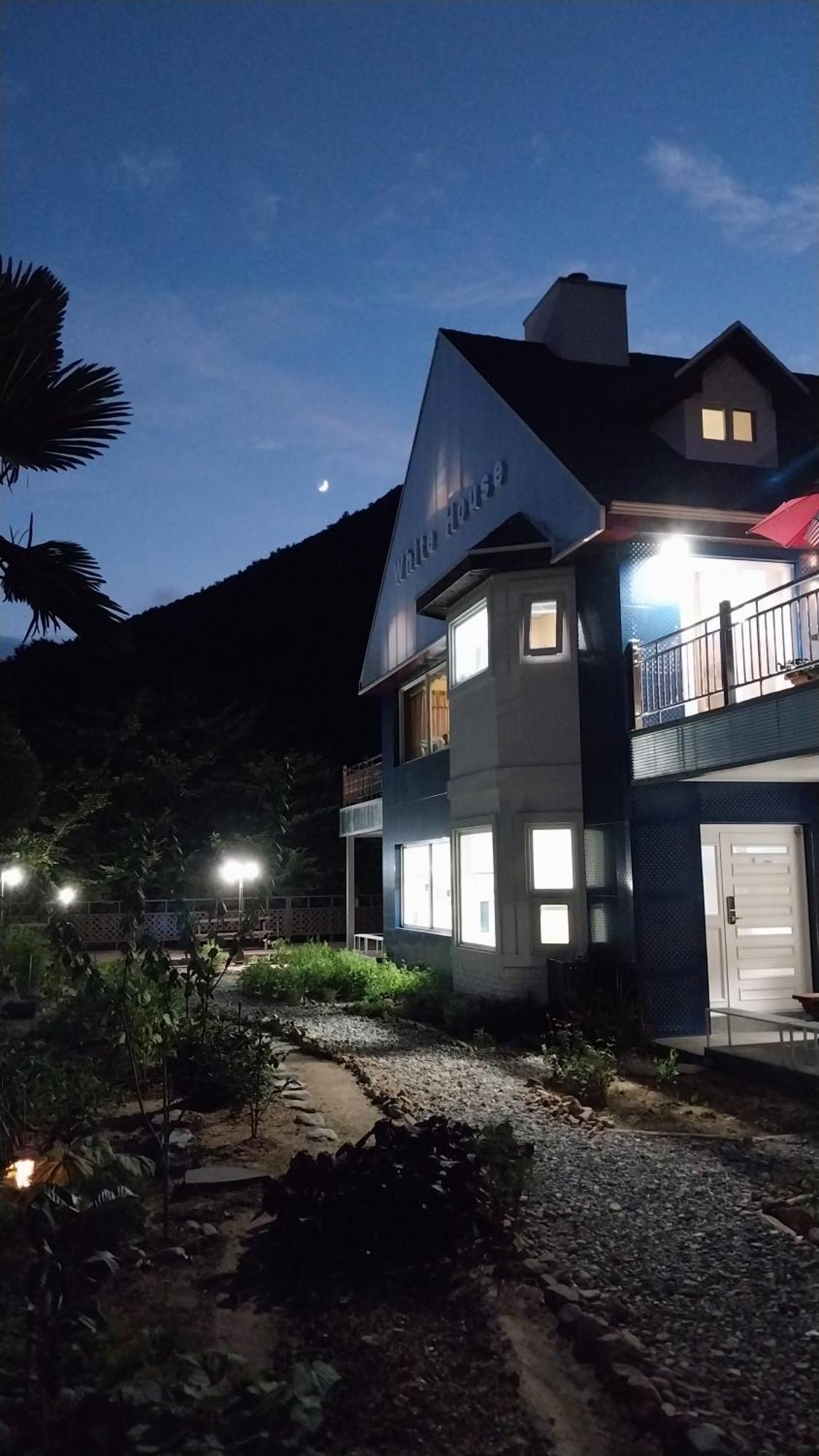 White House Otel Namhae Dış mekan fotoğraf